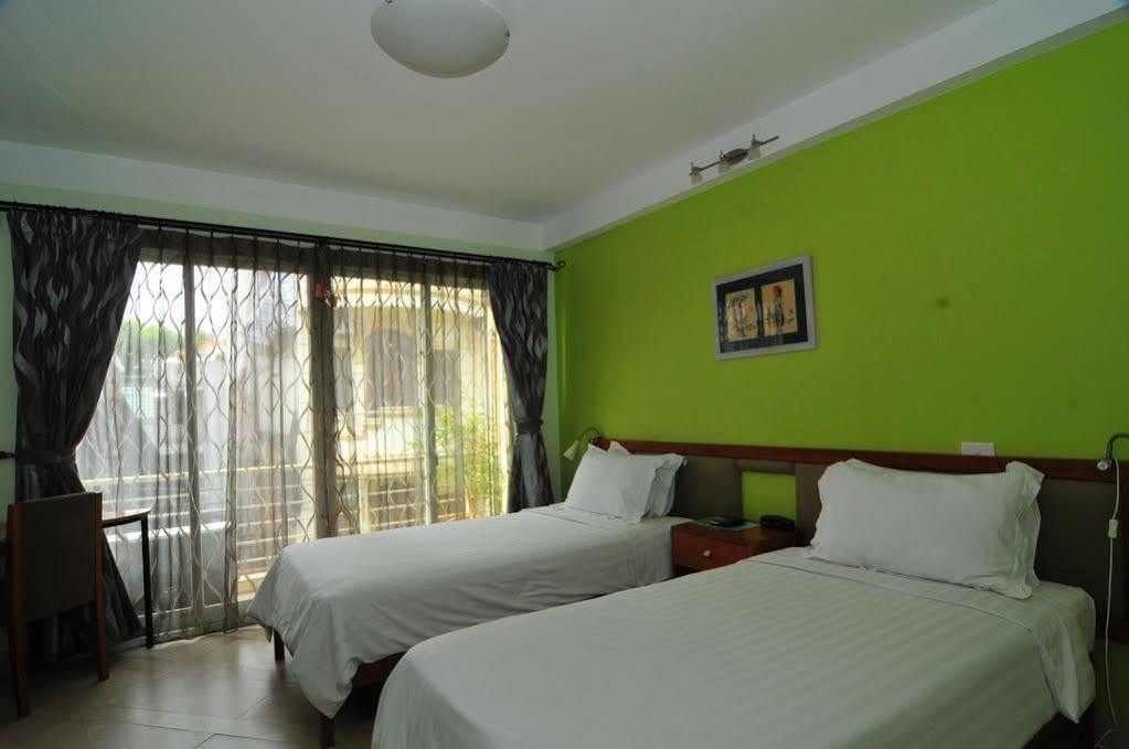 Iris Boutique Hotel Hanoi Exterior photo